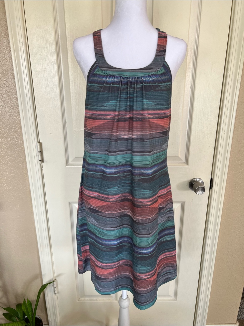 prAna Striped Athletic Dress Built In Shelf Bra Racerback Size Large - Picture 2 of 9